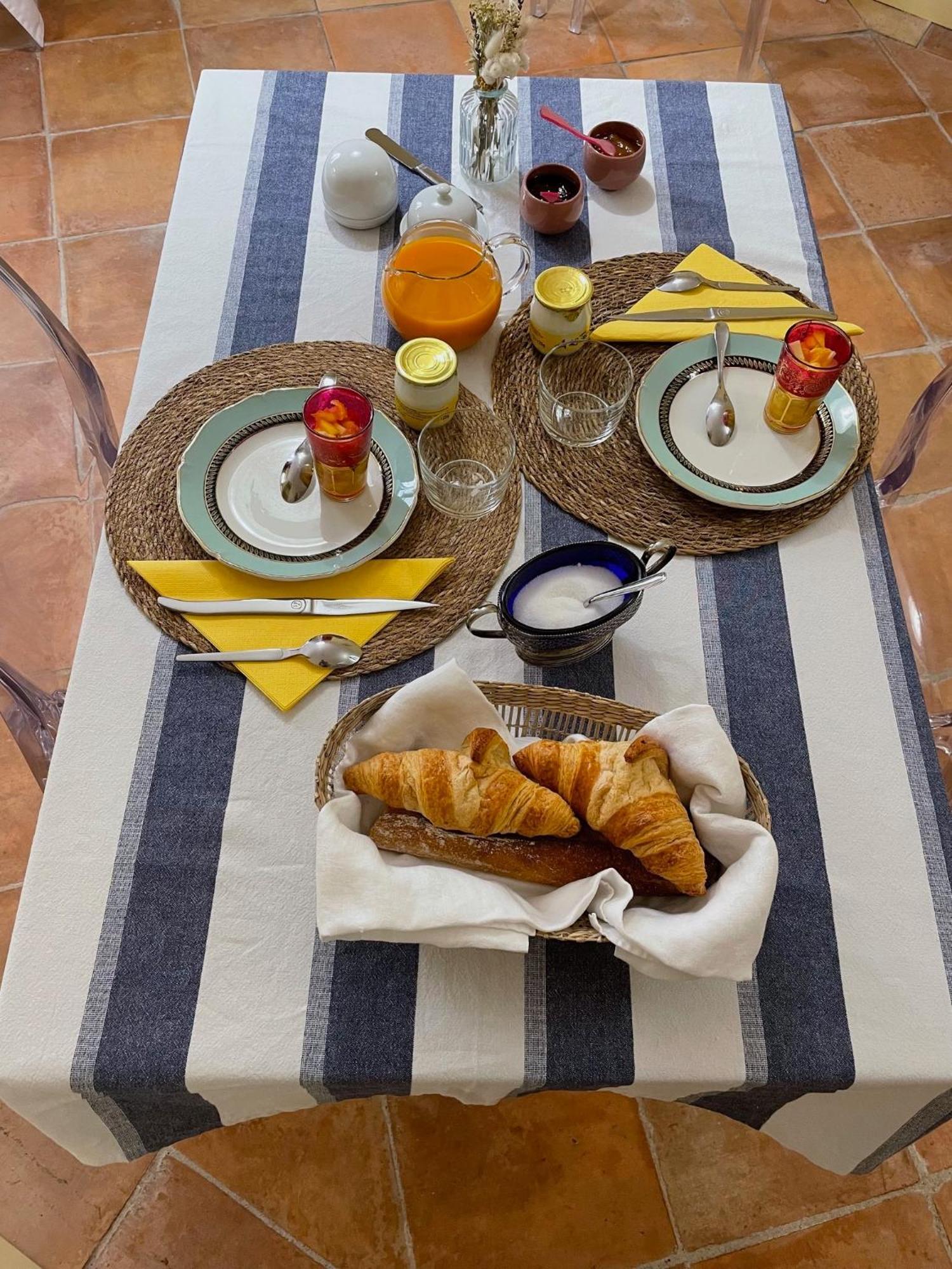 Le Clos De La Cathedrale Alojamento de Acomodação e Pequeno-almoço *